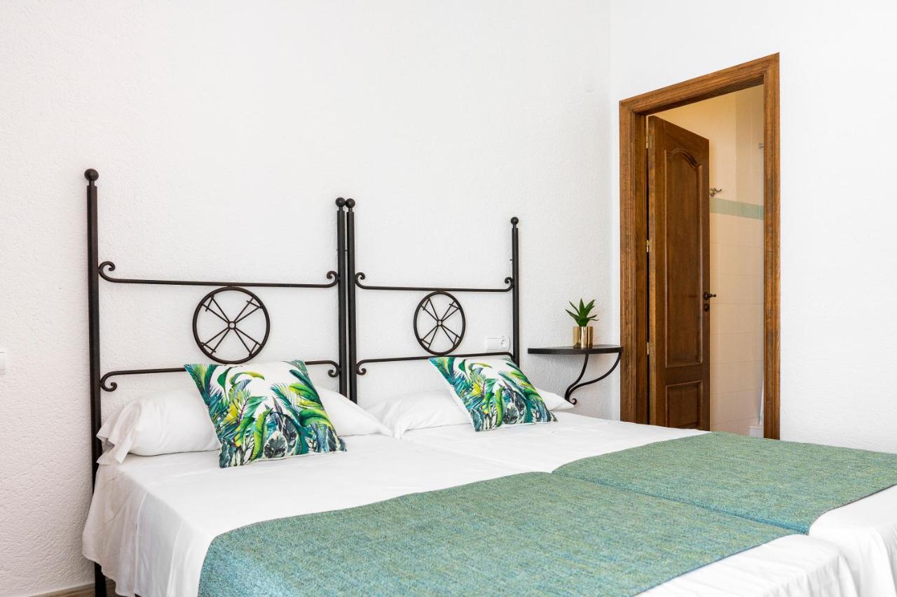 Hostal Tres Molins Jesus Pobre Luaran gambar