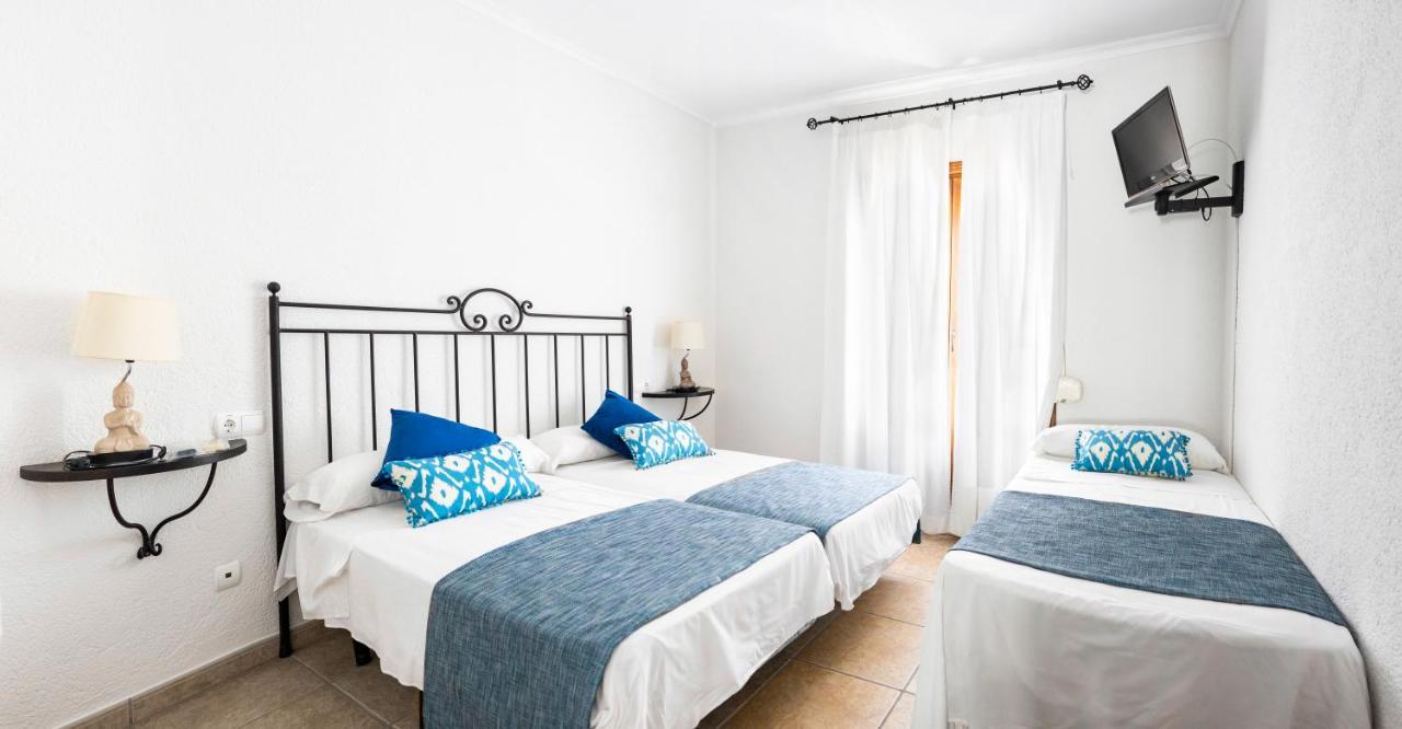 Hostal Tres Molins Jesus Pobre Luaran gambar