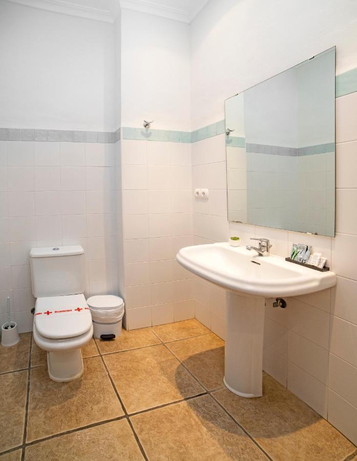 Hostal Tres Molins Jesus Pobre Luaran gambar